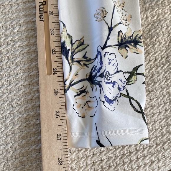 Victoria Secret Sport Knockout Leggings Sz Small - Picture 10 of 12